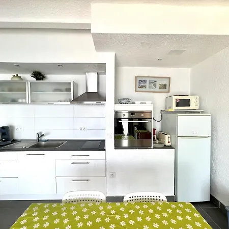 La Dicha -vista Al Mar, Piso Moderno Apartment Roses